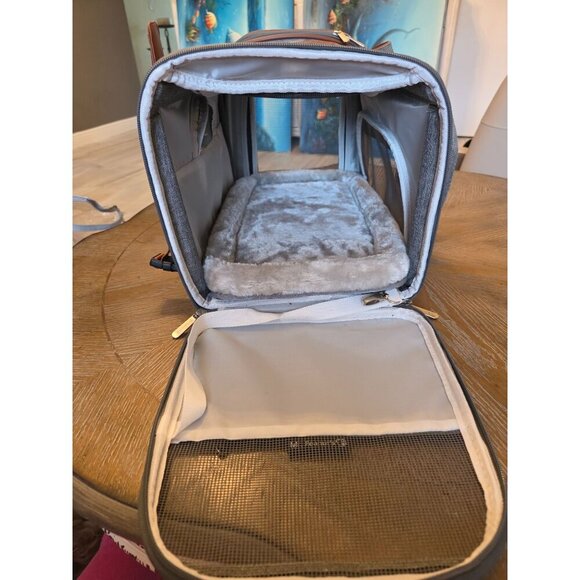 Mr. Peanut's Airline Approved Soft Sided Pet Carrier Small Dog Puppy Cat Kitten - Picture 8 of 16